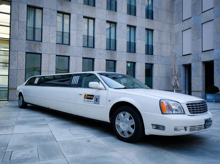Cadillac Stretchlimousine in Vaduz