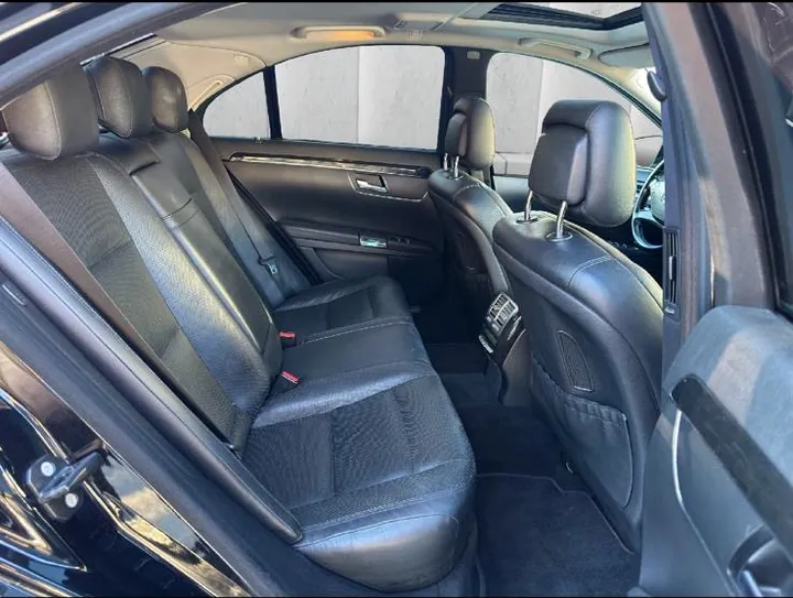 Rücksitzbereich der Mercedes-Benz S-Klasse